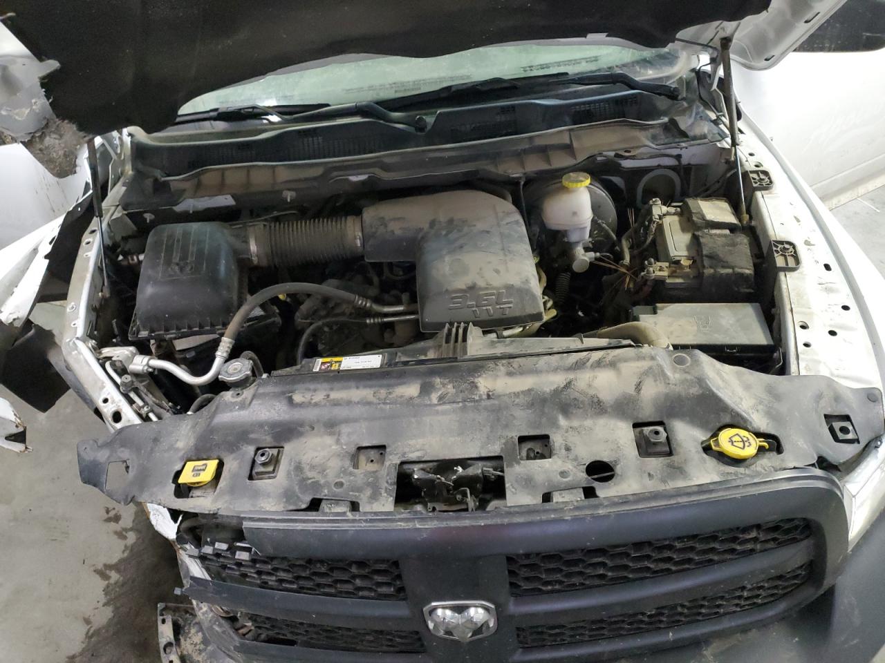 2020 RAM 1500 VIN 3C6JR7DG8LG211237 Copart auction photo, front end / side damage thumbnail 11