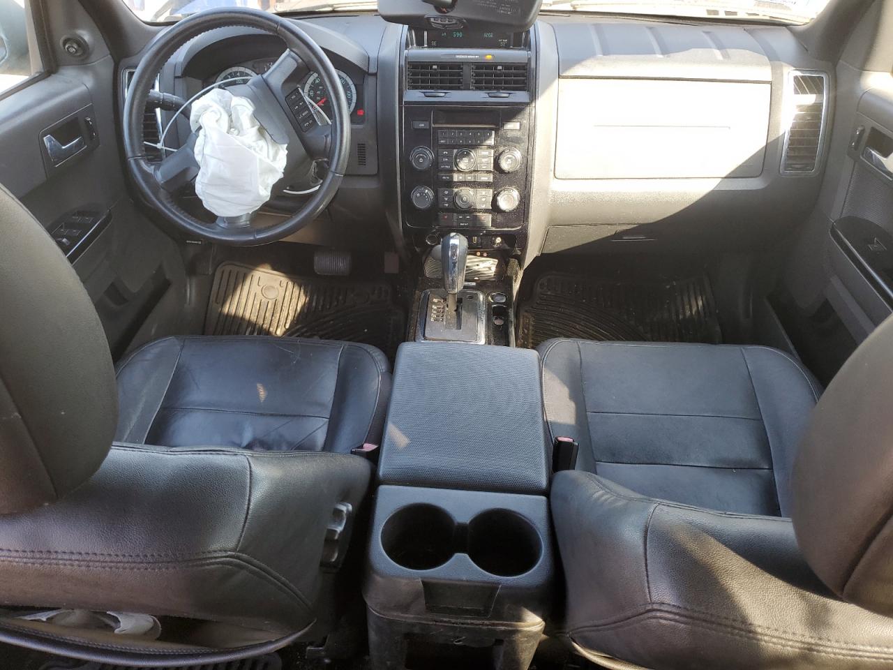 2011 Ford Escape VIN 1FMCU9EGXBKC24018 Copart auction photo, front end / minor dent/scratches damage thumbnail 8