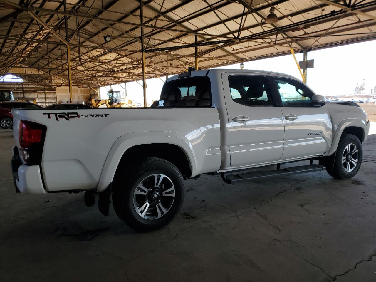 2019 Toyota Tacoma VIN 3TMBZ5DN4KM022133 Copart auction photo, front end damage thumbnail 3