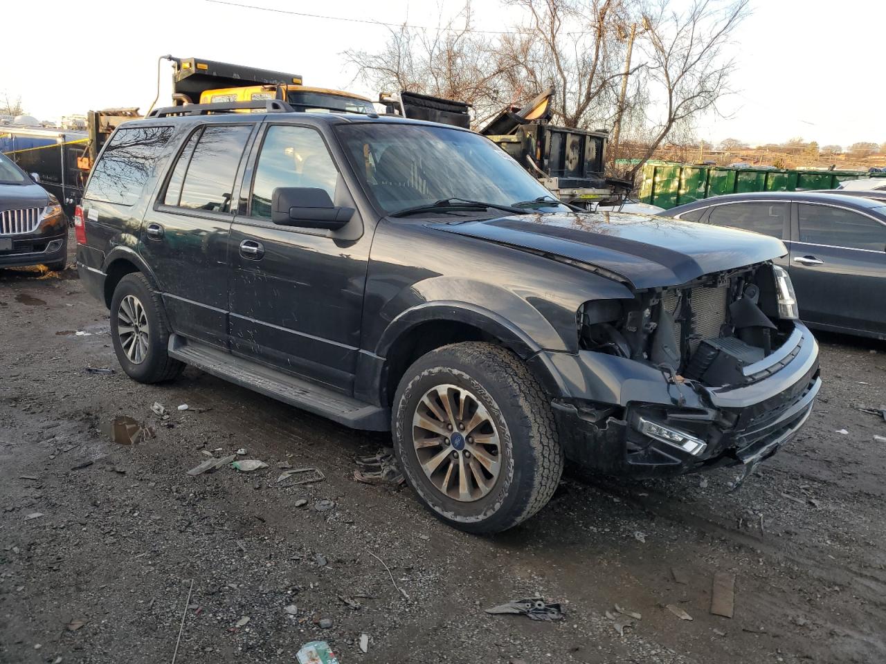 2015 Ford Expedition VIN 1FMJU1JTXFEF44827 Copart auction photo, front end damage thumbnail 4