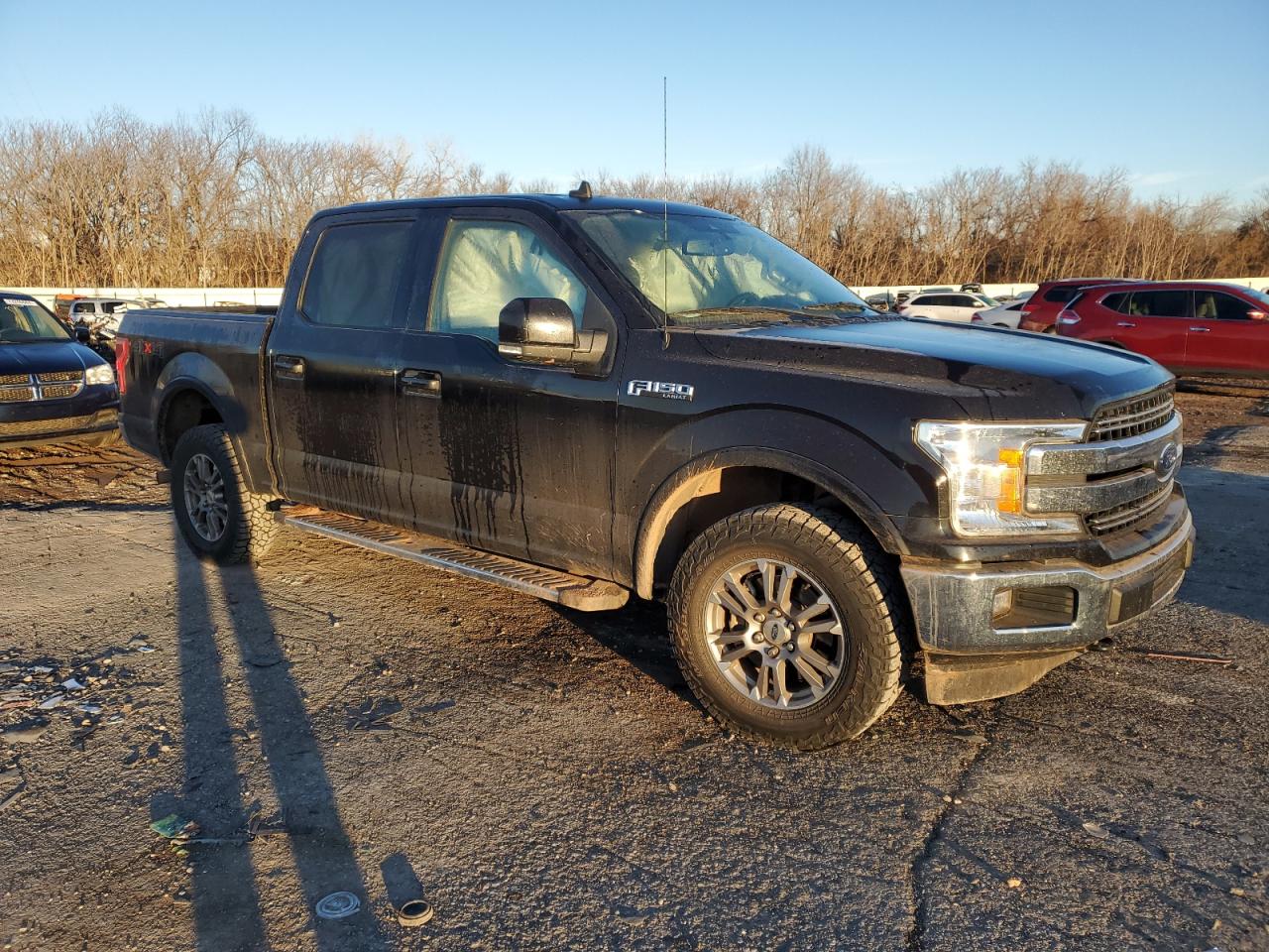 2019 Ford F-150 VIN 1FTEW1E50KKC76068 Copart auction photo, front end / side damage thumbnail 4