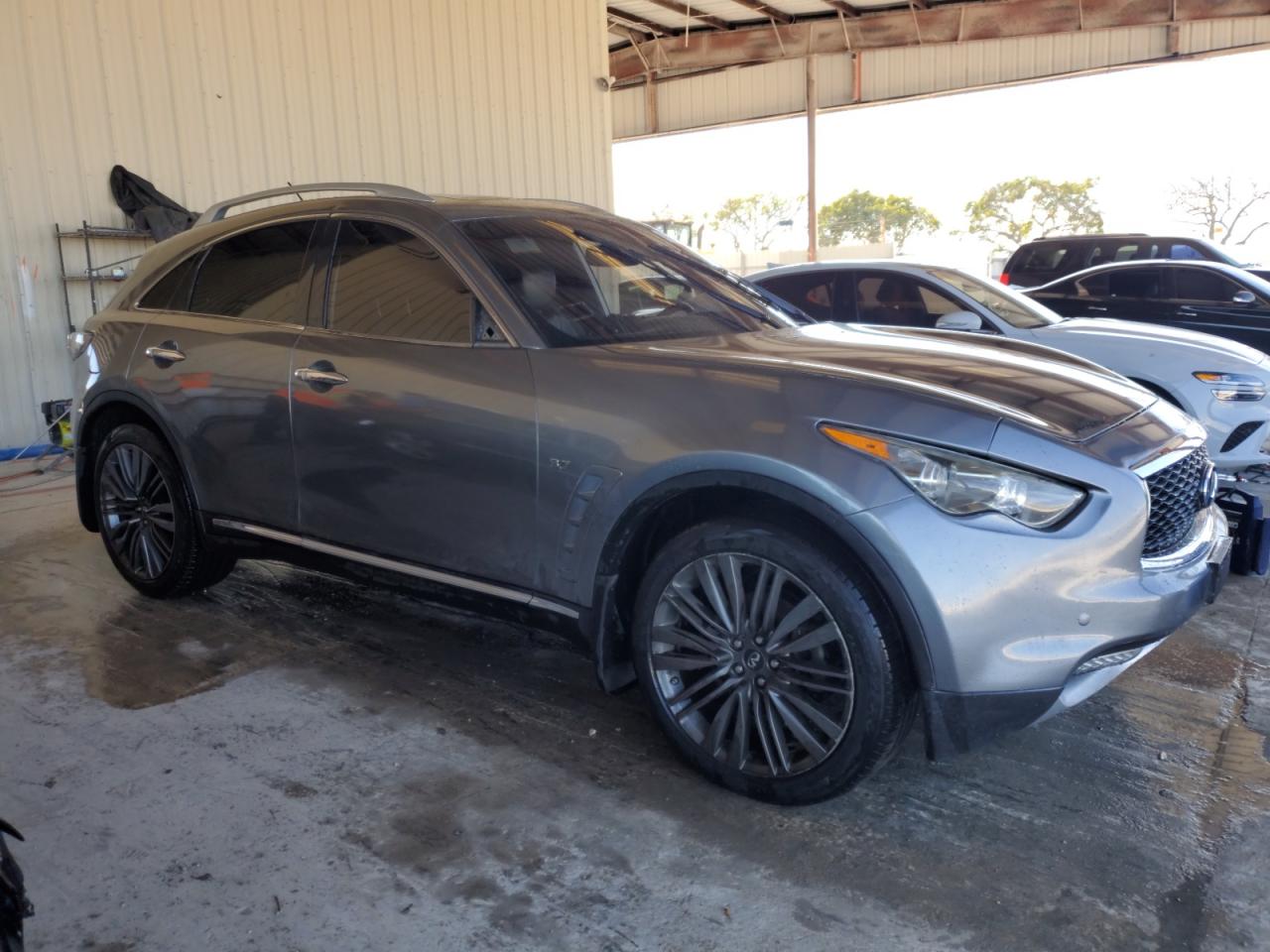 2017 Infiniti QX70 VIN JN8CS1MW2HM410450 Copart auction photo, vandalism damage thumbnail 4