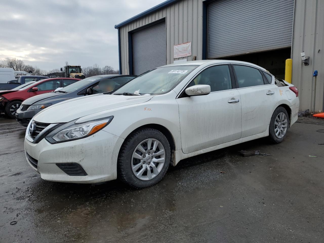2017 Nissan Altima VIN 1N4AL3AP4HC197070