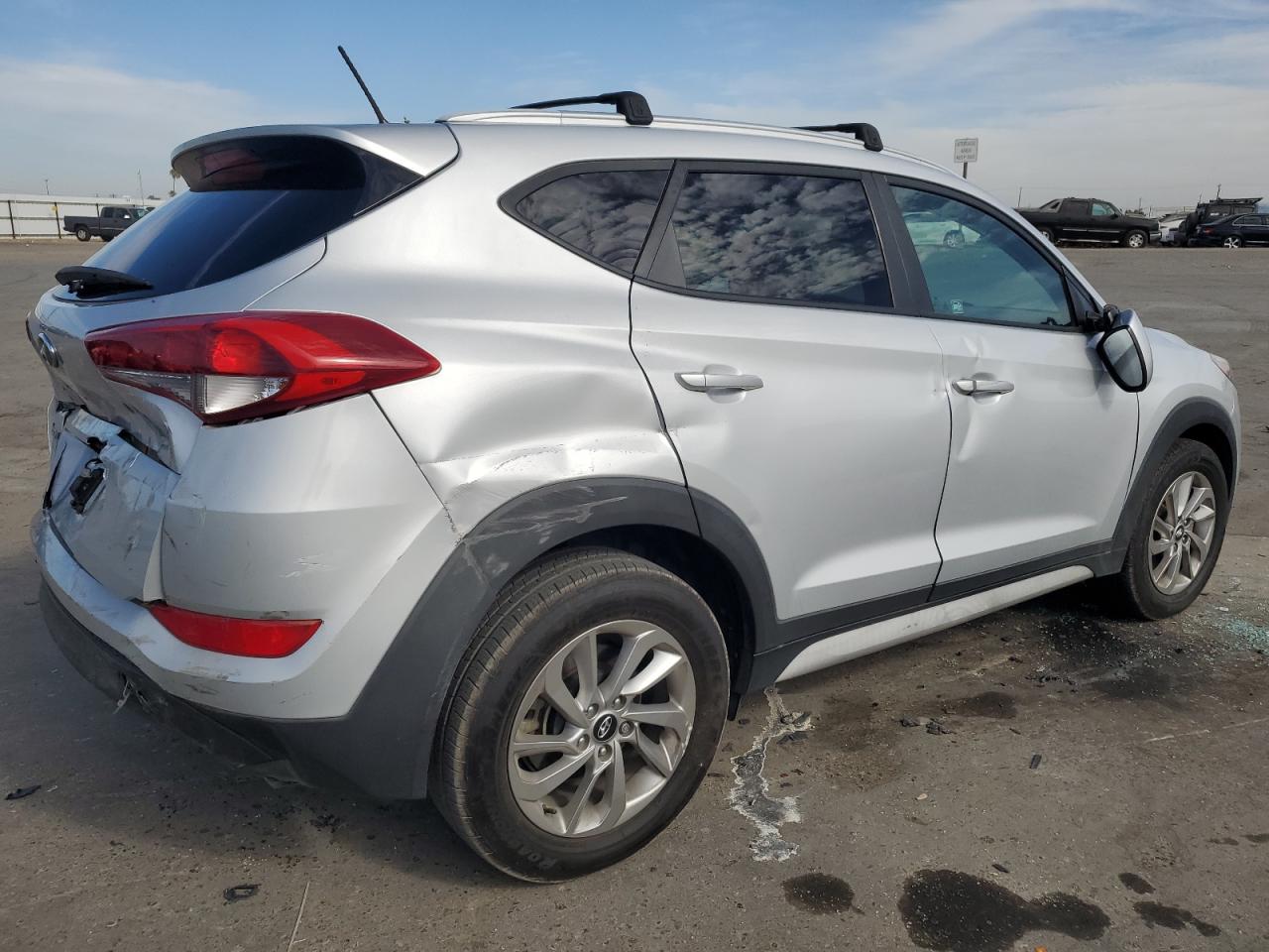 2017 Hyundai Tucson VIN KM8J33A49HU409757 Copart auction photo, rear end / front end damage thumbnail 3