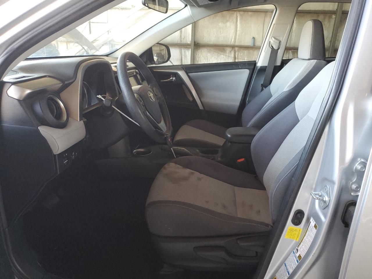 2015 Toyota RAV 4 VIN JTMRFREV9FD118662 Copart auction photo, rear end damage thumbnail 7