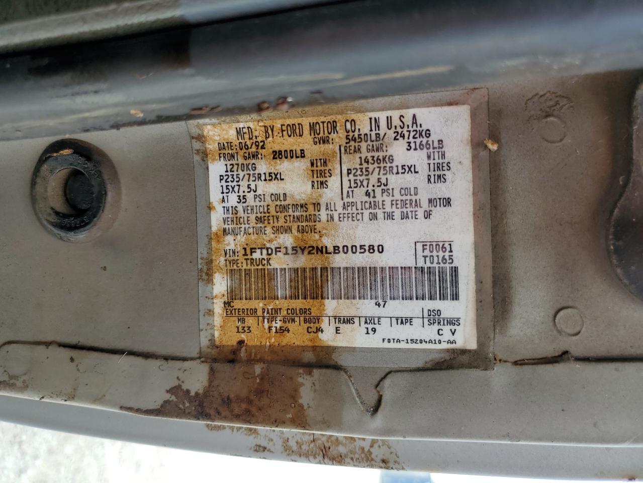 1992 Ford F-150 VIN 1FTDF15Y2NLB00580 Copart auction photo, water/flood damage thumbnail 13