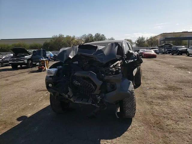 2018 Toyota Tacoma VIN 3TMCZ5ANXJM175106 Copart auction photo, front end / side damage thumbnail 11