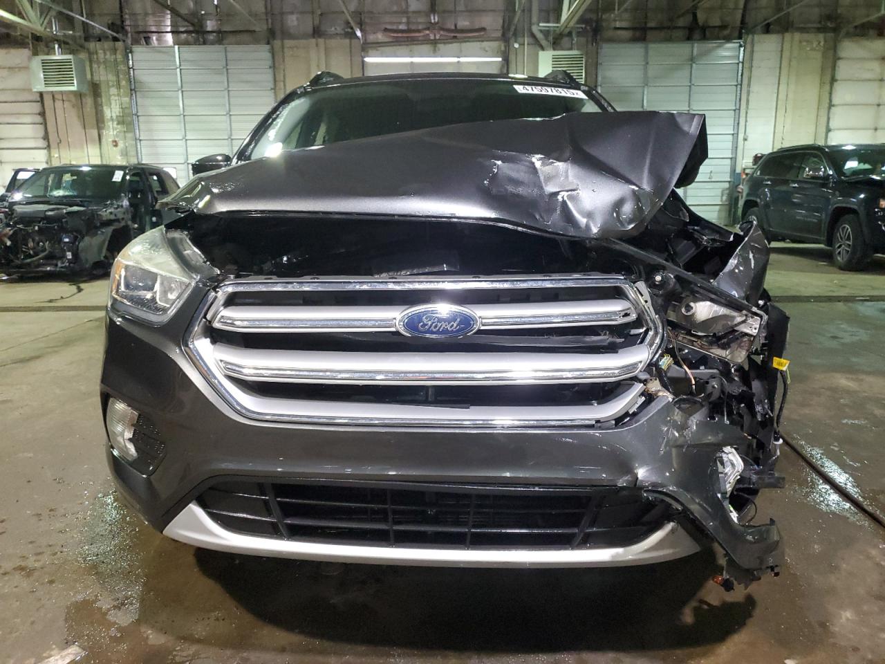 2017 Ford Escape VIN 1FMCU0GD2HUD91761 Copart auction photo, front end damage thumbnail 5