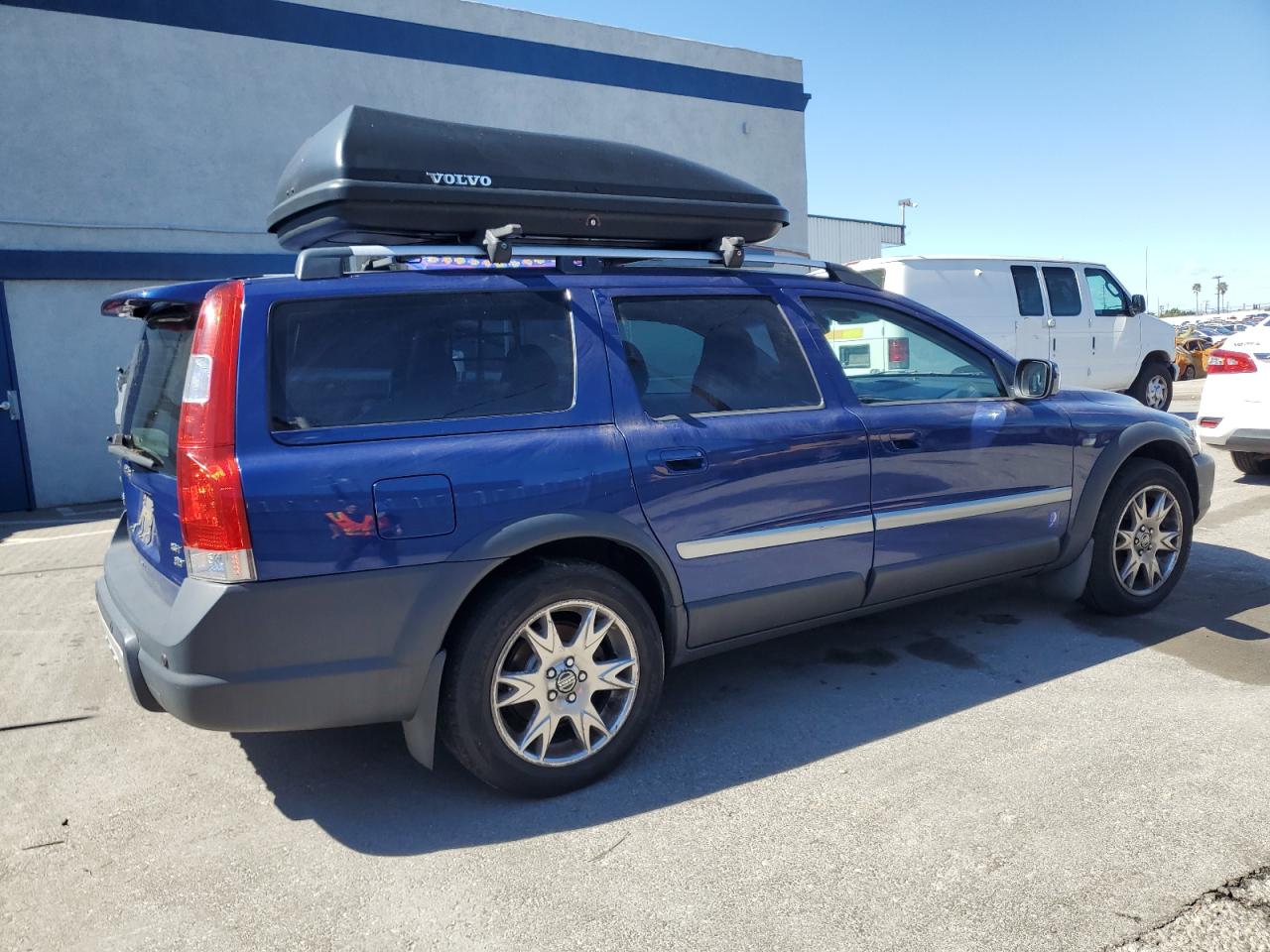 2006 Volvo XC70 VIN YV4SZ592461228888 Copart auction photo, minor dent/scratches damage thumbnail 3