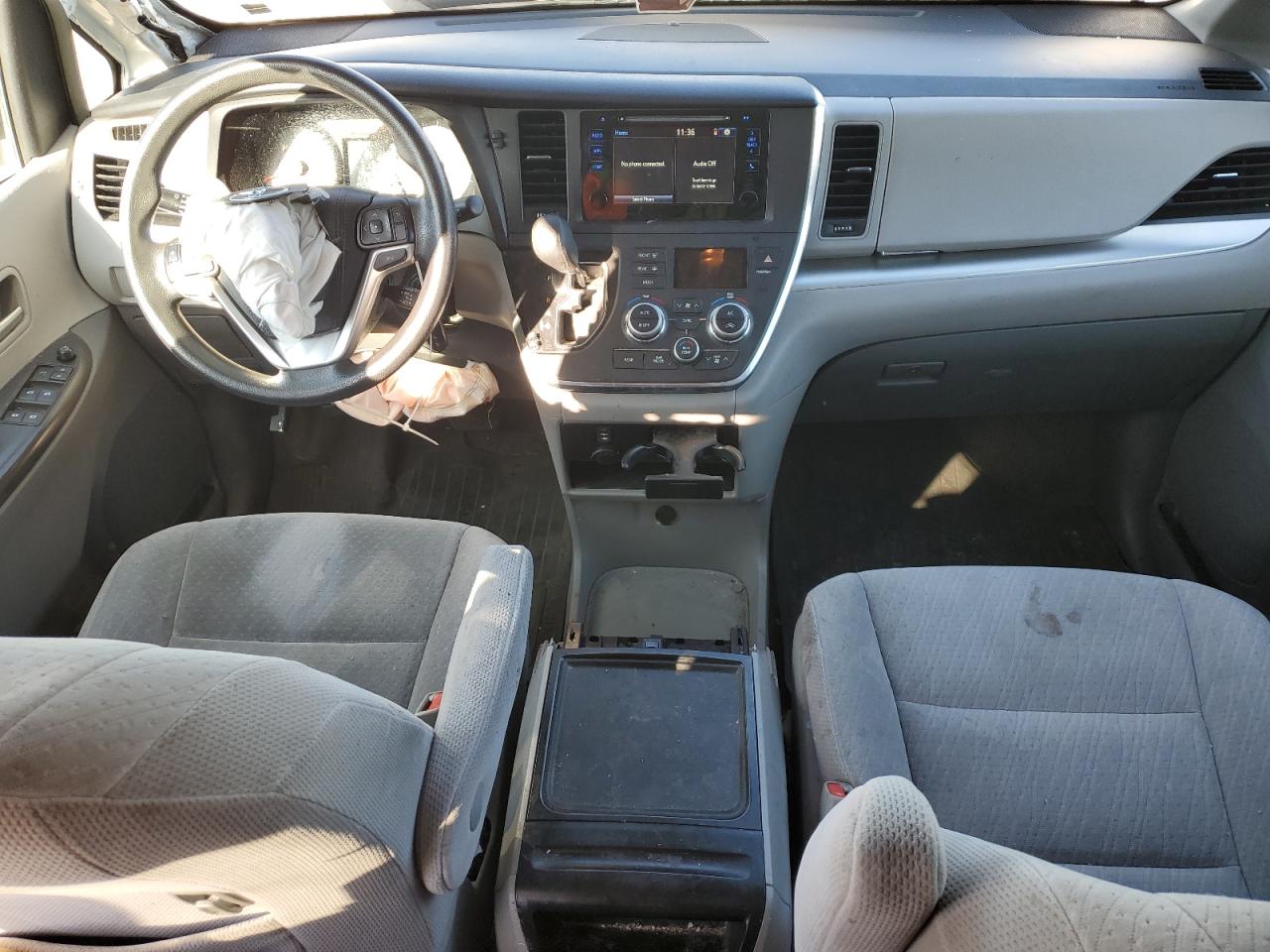 2017 Toyota Sienna VIN 5TDKZ3DC6HS870302 Copart auction photo, front end / frame damage damage thumbnail 8