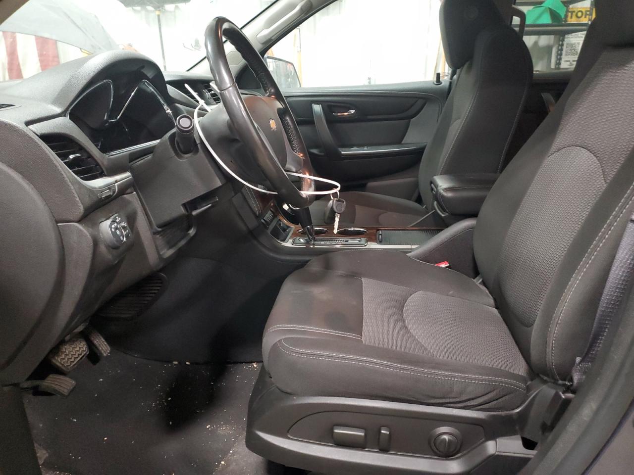2014 Chevrolet Traverse VIN 1GNKVGKD8EJ105462 Copart auction photo, front end / minor dent/scratches damage thumbnail 7