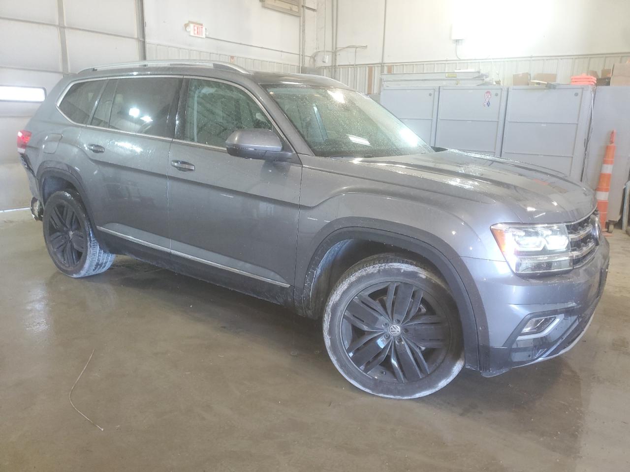 2019 Volkswagen Atlas VIN 1V2NR2CA3KC602256 Copart auction photo, rear end / side damage thumbnail 4