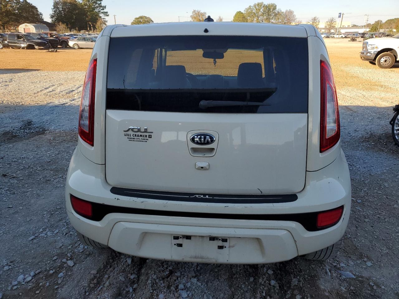 2013 KIA Soul VIN KNDJT2A65D7774977 Copart auction photo, front end / side damage thumbnail 6