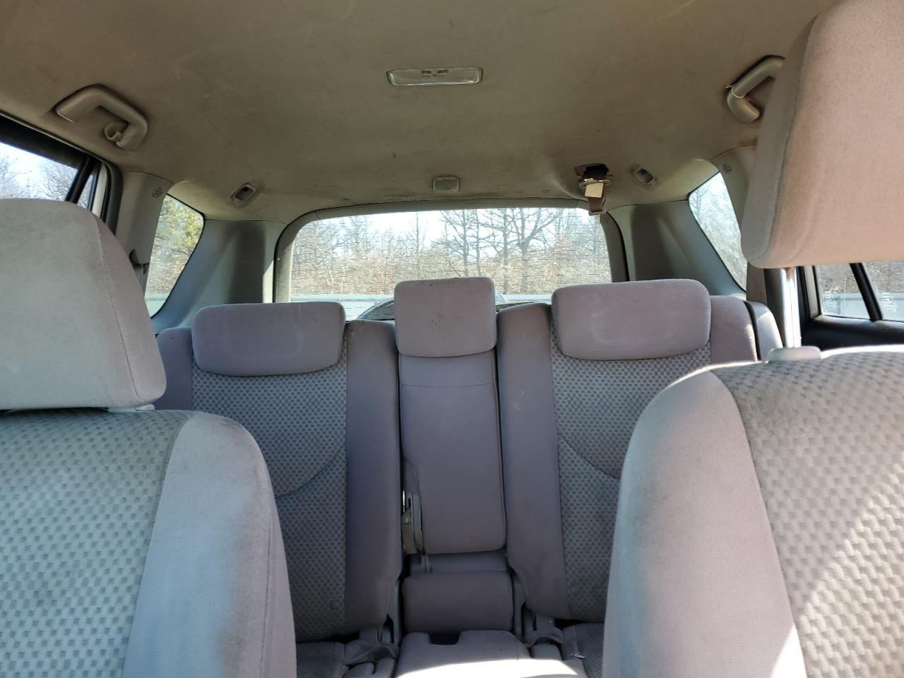 2007 Toyota RAV 4 VIN JTMBD33V575059581 Copart auction photo, front end / side damage thumbnail 10