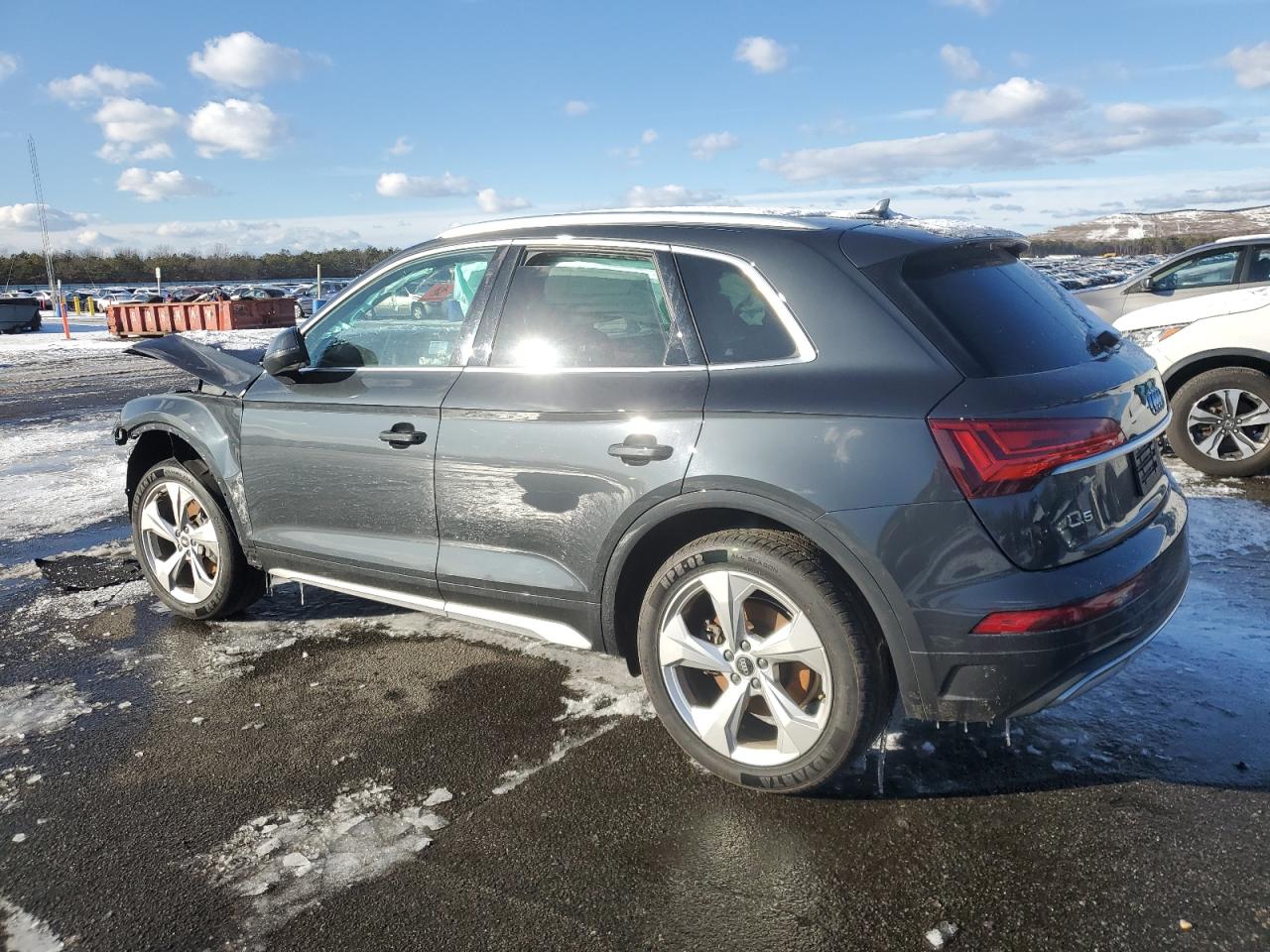2021 Audi Q5 VIN WA1BAAFY2M2104700 Copart auction photo, front end / undercarriage damage thumbnail 2