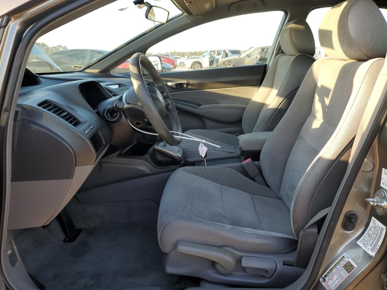 2008 Honda Civic VIN 2HGFA16528H317142 Copart auction photo, rear end / minor dent/scratches damage thumbnail 7
