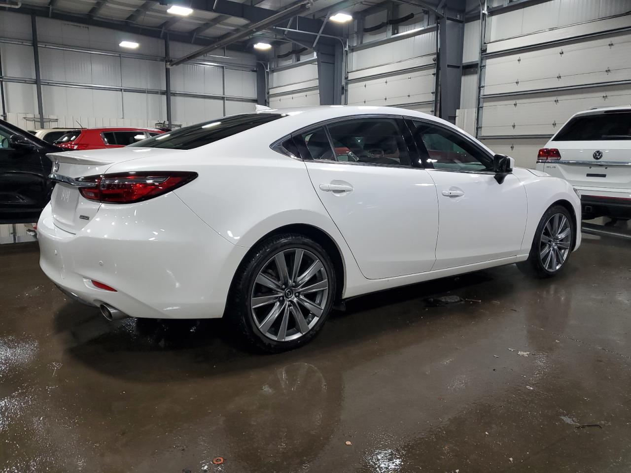 2018 Mazda 6 VIN JM1GL1XY6J1324203 Copart auction photo, front end damage thumbnail 3