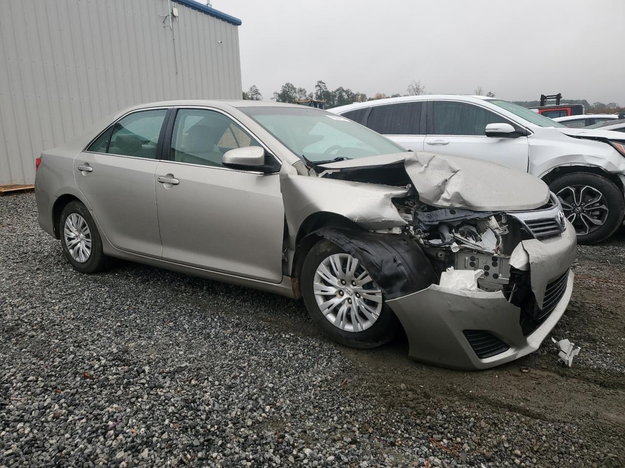 2014 Toyota Camry VIN 4T1BF1FK1EU849815 Copart auction photo, front end / minor dent/scratches damage thumbnail 4