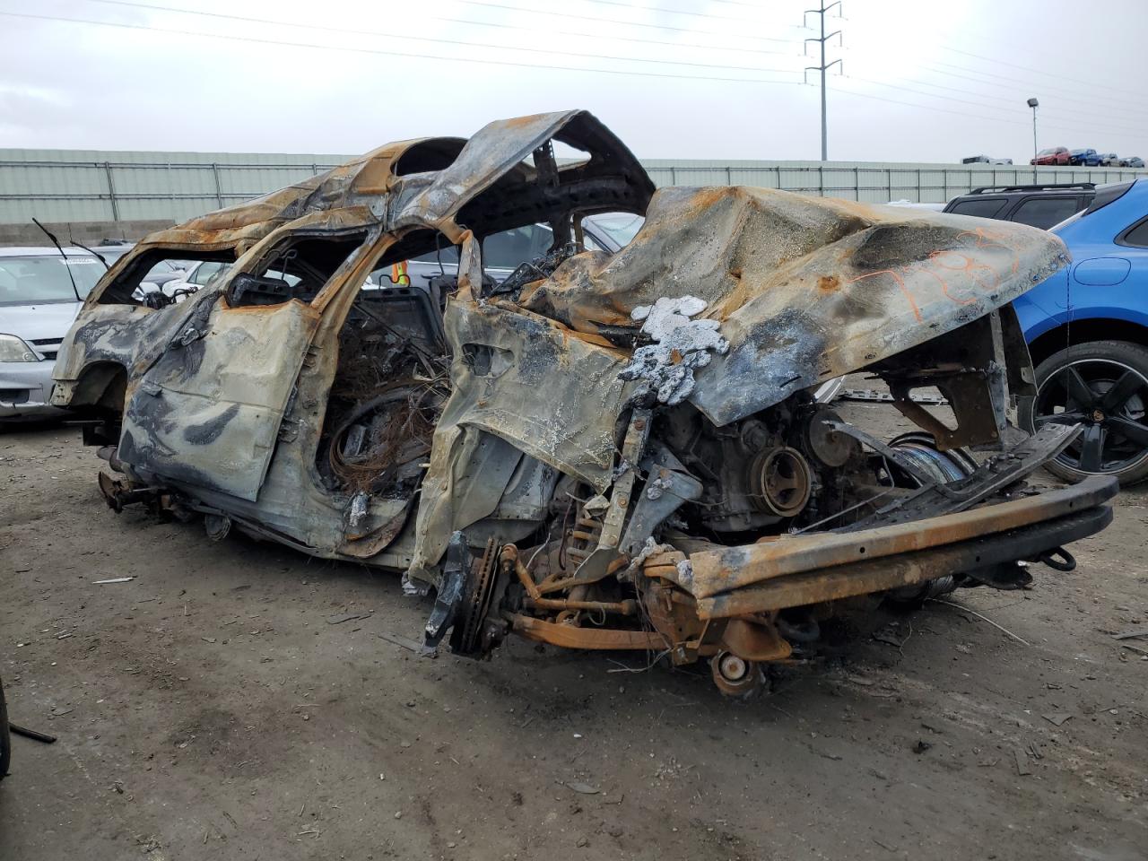2009 Cadillac Escalade VIN 1GYFK26299R143167 Copart auction photo, burn damage thumbnail 4