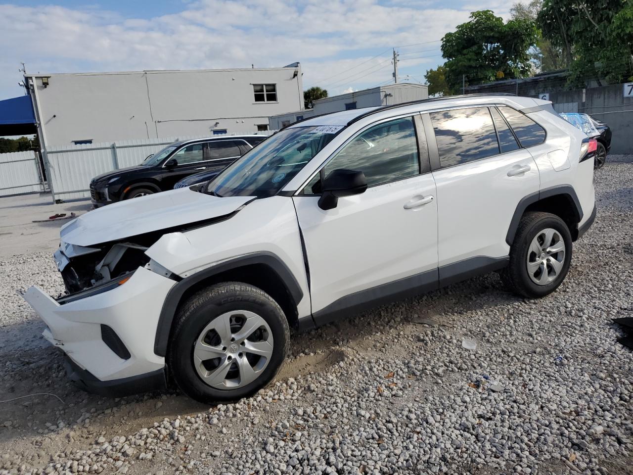 2019 Toyota RAV 4 VIN 2T3H1RFV8KW004528
