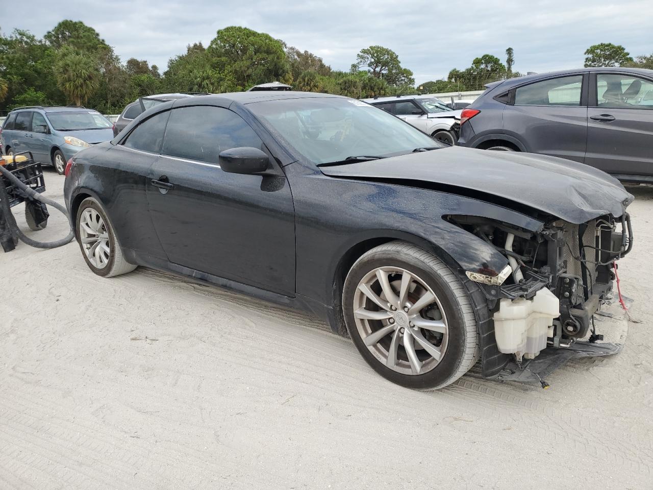 2011 Infiniti G VIN JN1CV6FE3BM950744 Copart auction photo, front end / minor dent/scratches damage thumbnail 4