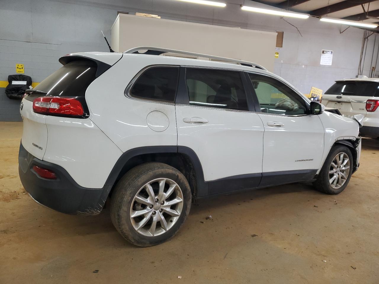 2014 Jeep Grand Cherokee VIN 1C4PJLDB9EW223800 Copart auction photo, front end damage thumbnail 3