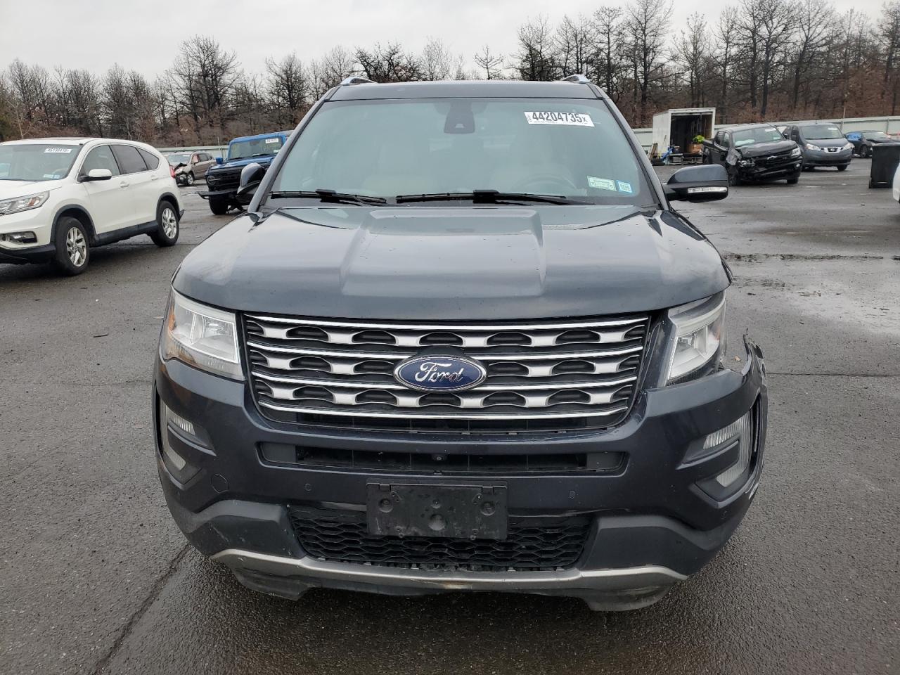 2017 Ford Explorer VIN 1FM5K8F8XHGD94584 Copart auction photo, side / front end damage thumbnail 5