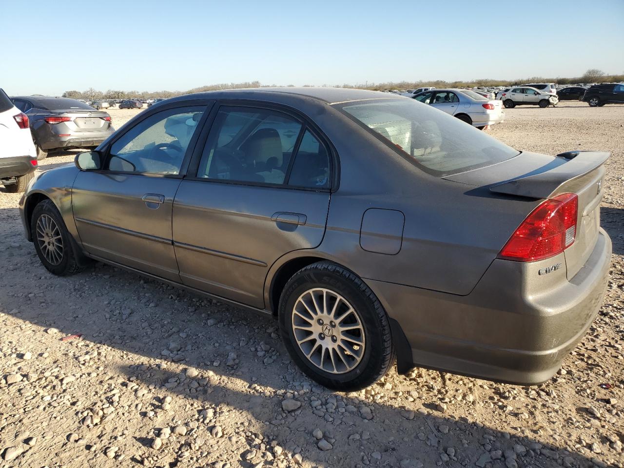 2005 Honda Civic VIN 2HGES16575H626352 Copart auction photo, all over / minor dent/scratches damage thumbnail 2