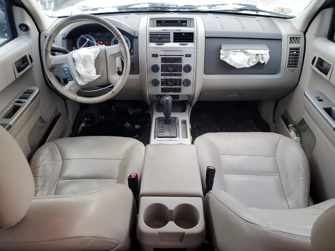 2008 Ford Escape VIN 1FMCU93148KD14546 Copart auction photo, front end / side damage thumbnail 8