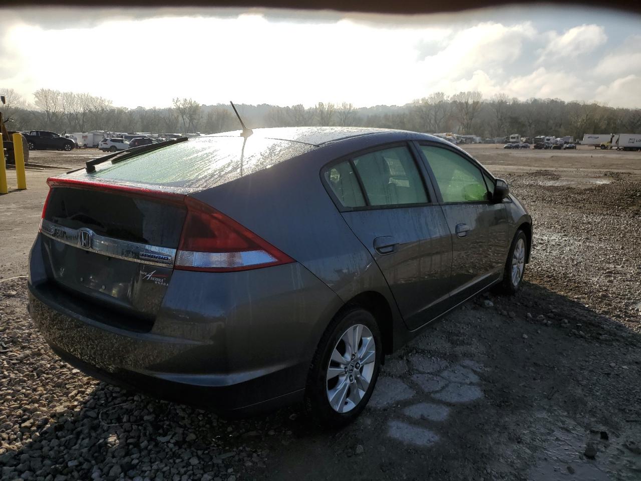 2013 Honda Insight VIN JHMZE2H74DS001814 Copart auction photo, front end damage thumbnail 3