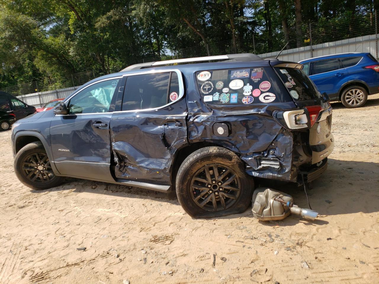2018 GMC Acadia VIN 1GKKNMLS7JZ215911 Copart auction photo, all over / undercarriage damage thumbnail 2