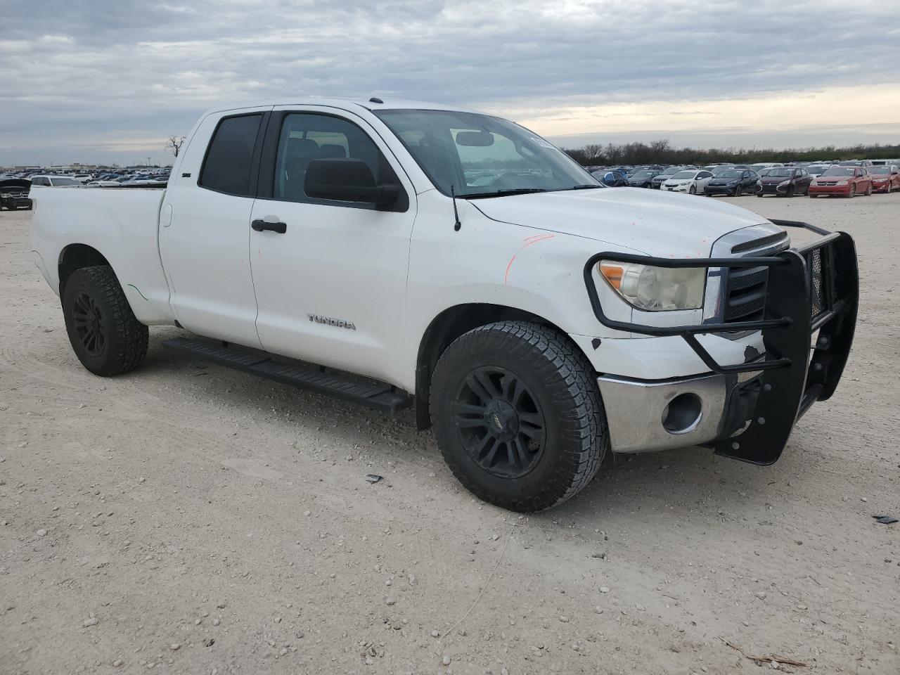 2011 Toyota Tundra VIN 5TFRM5F16BX031790 Copart auction photo, rear end / minor dent/scratches damage thumbnail 4
