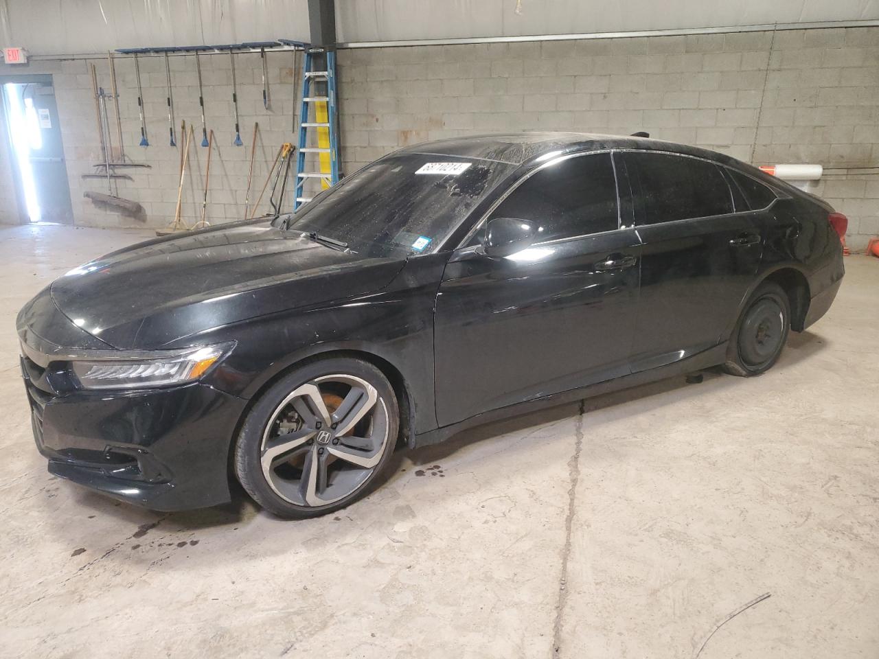 2022 Honda Accord VIN 1HGCV2F39NA014767