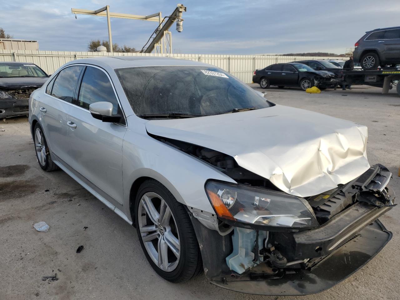 2014 Volkswagen Passat VIN 1VWCN7A31EC108341 Copart auction photo, front end damage thumbnail 4
