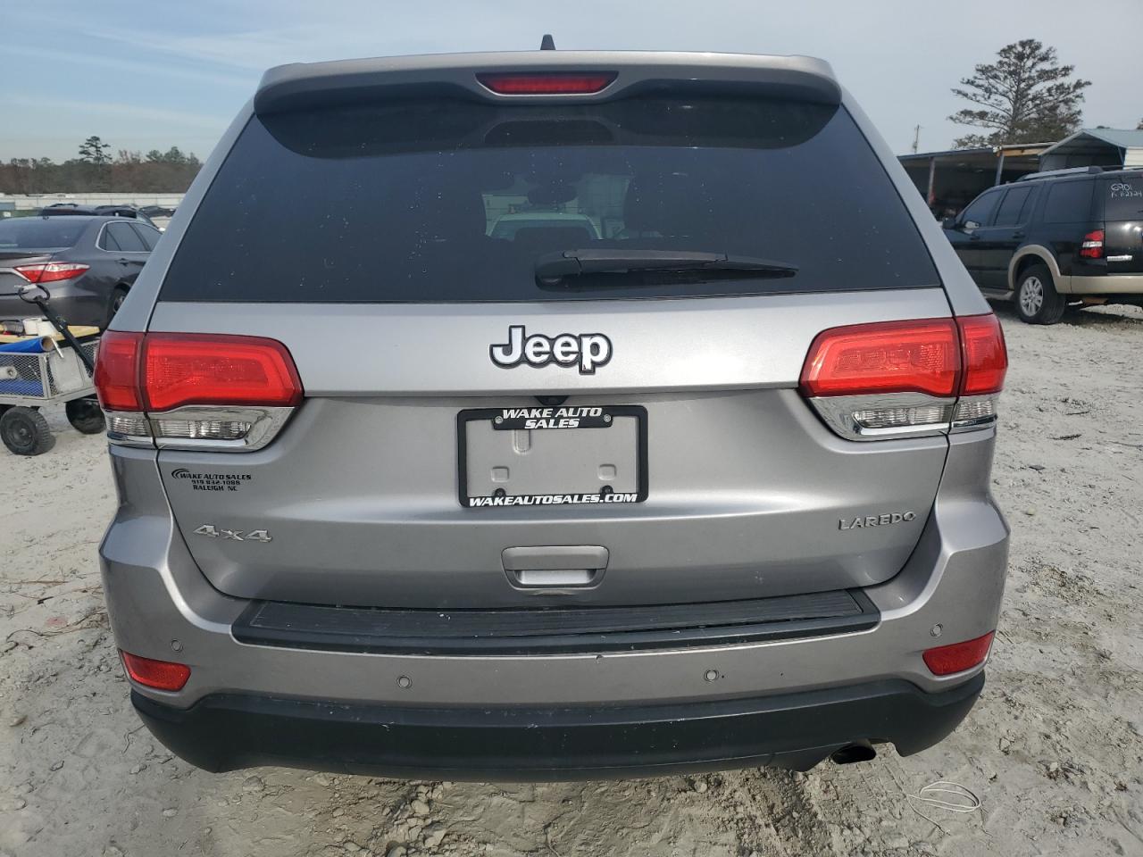 2017 Jeep Grand Cherokee VIN 1C4RJFAGXHC706552 Copart auction photo, front end damage thumbnail 6