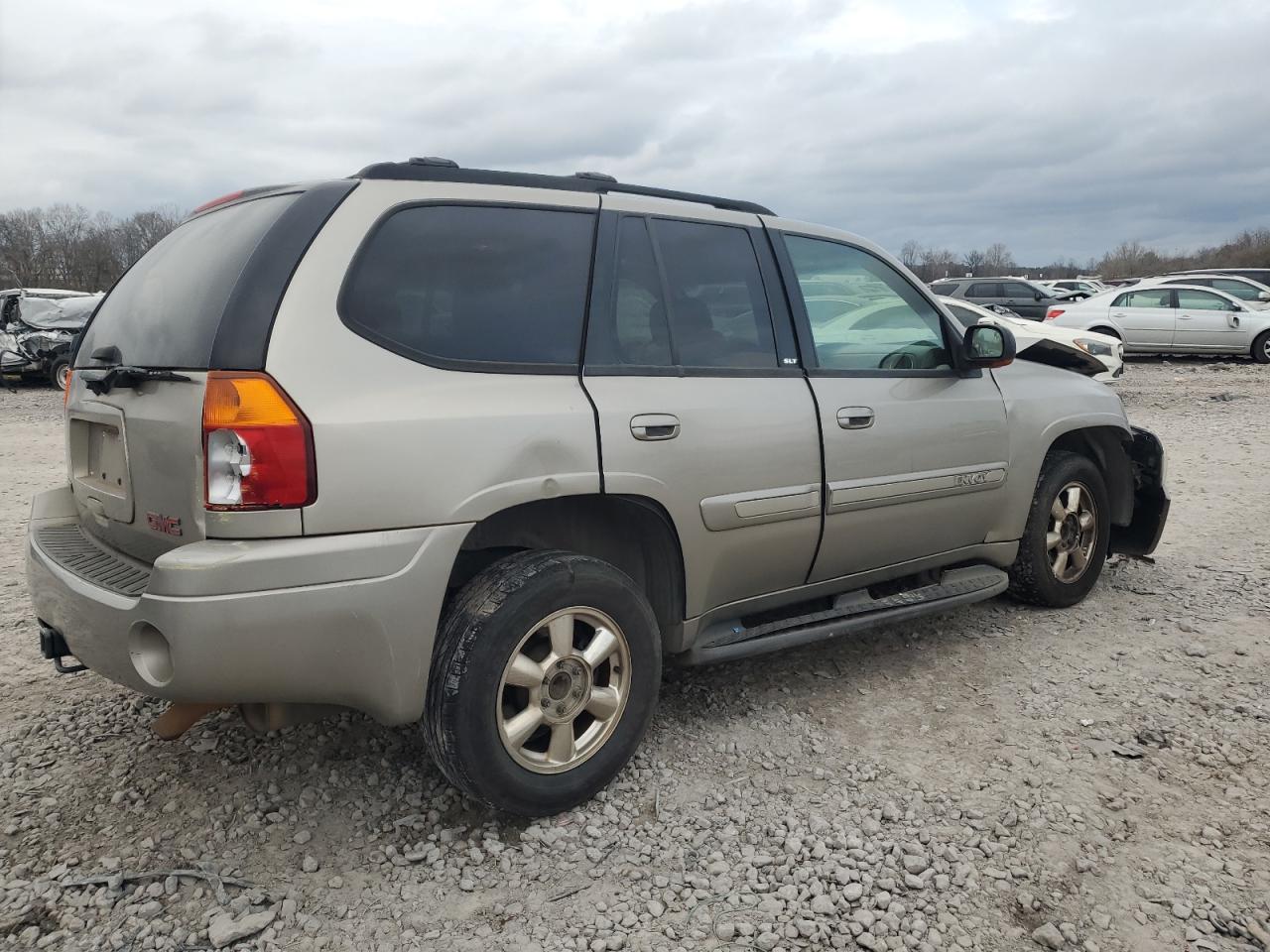 2002 GMC Envoy VIN 1GKDS13S022458843 Copart auction photo, front end damage thumbnail 3