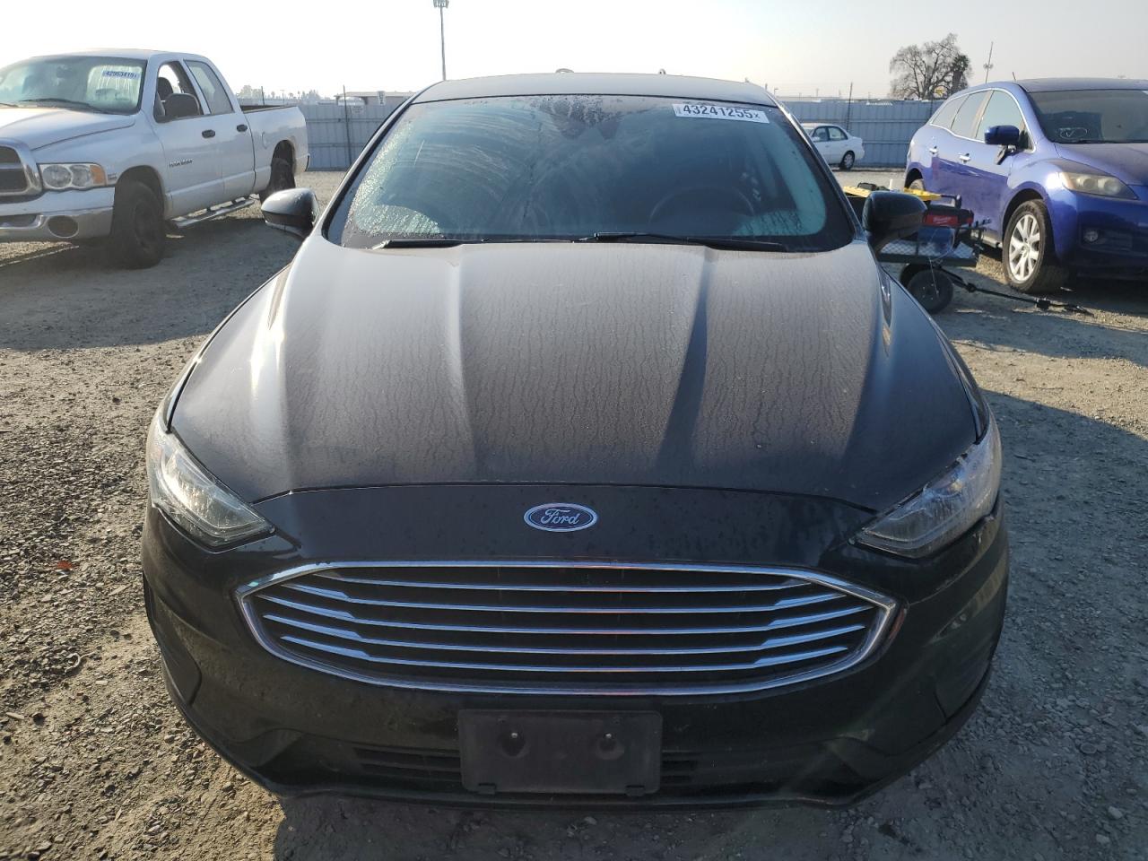 2019 Ford Fusion VIN 3FA6P0LU0KR199998 Copart auction photo, side damage thumbnail 5