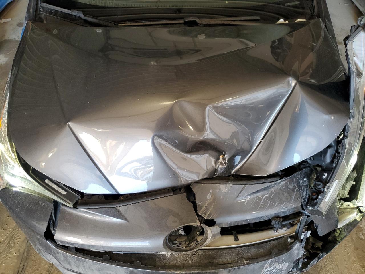 2017 Toyota Prius VIN JTDKARFU2H3042474 Copart auction photo, front end damage thumbnail 11