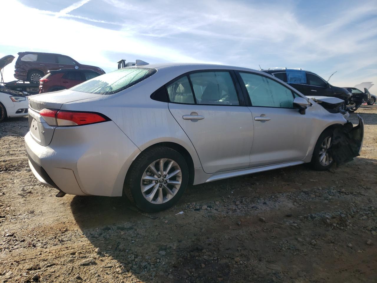 2022 Toyota Corolla VIN 5YFVPMAE7NP321002 Copart auction photo, front end damage thumbnail 3