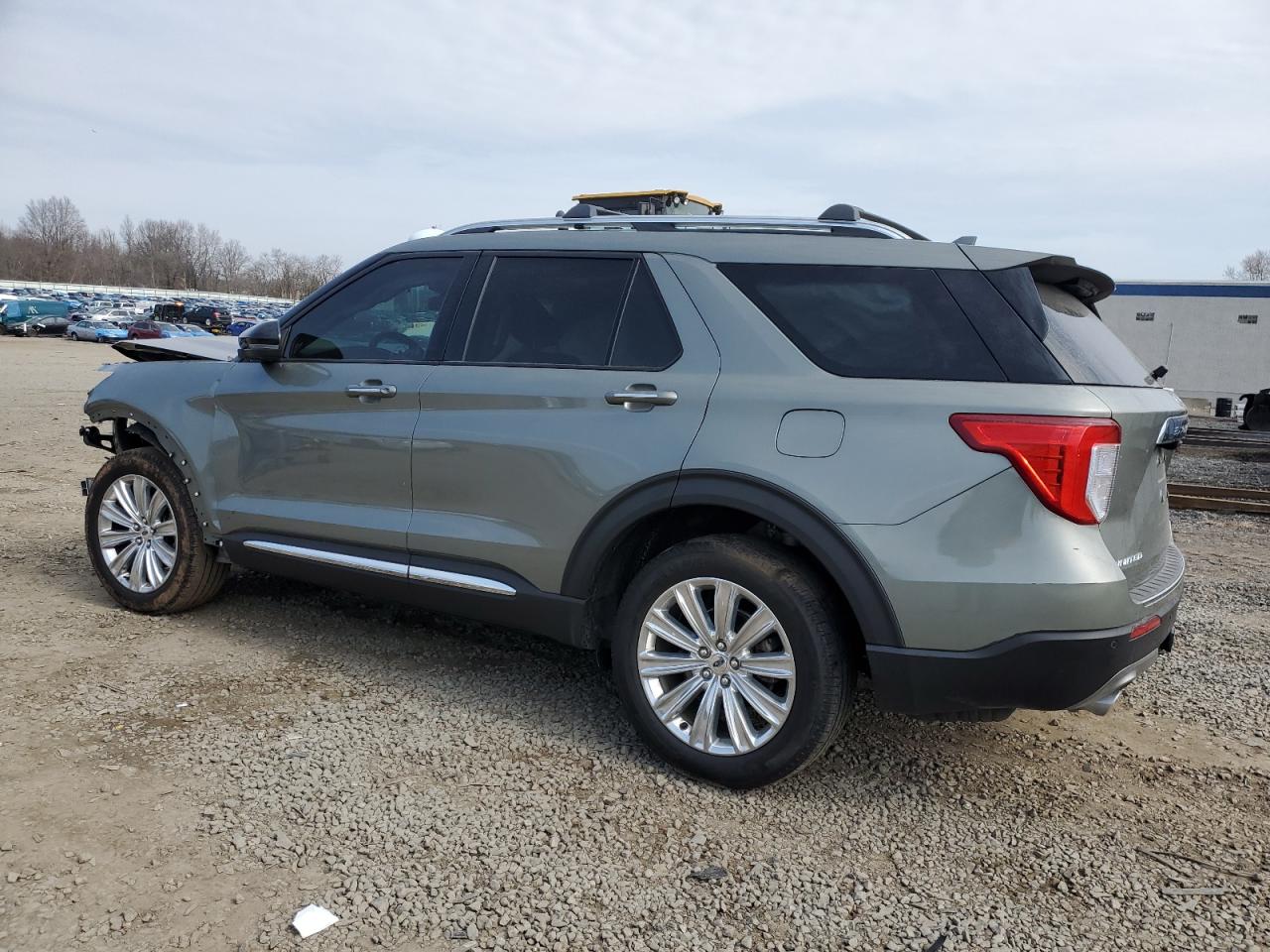 2020 Ford Explorer VIN 1FMSK8FH3LGA24279 Copart auction photo, front end / side damage thumbnail 2