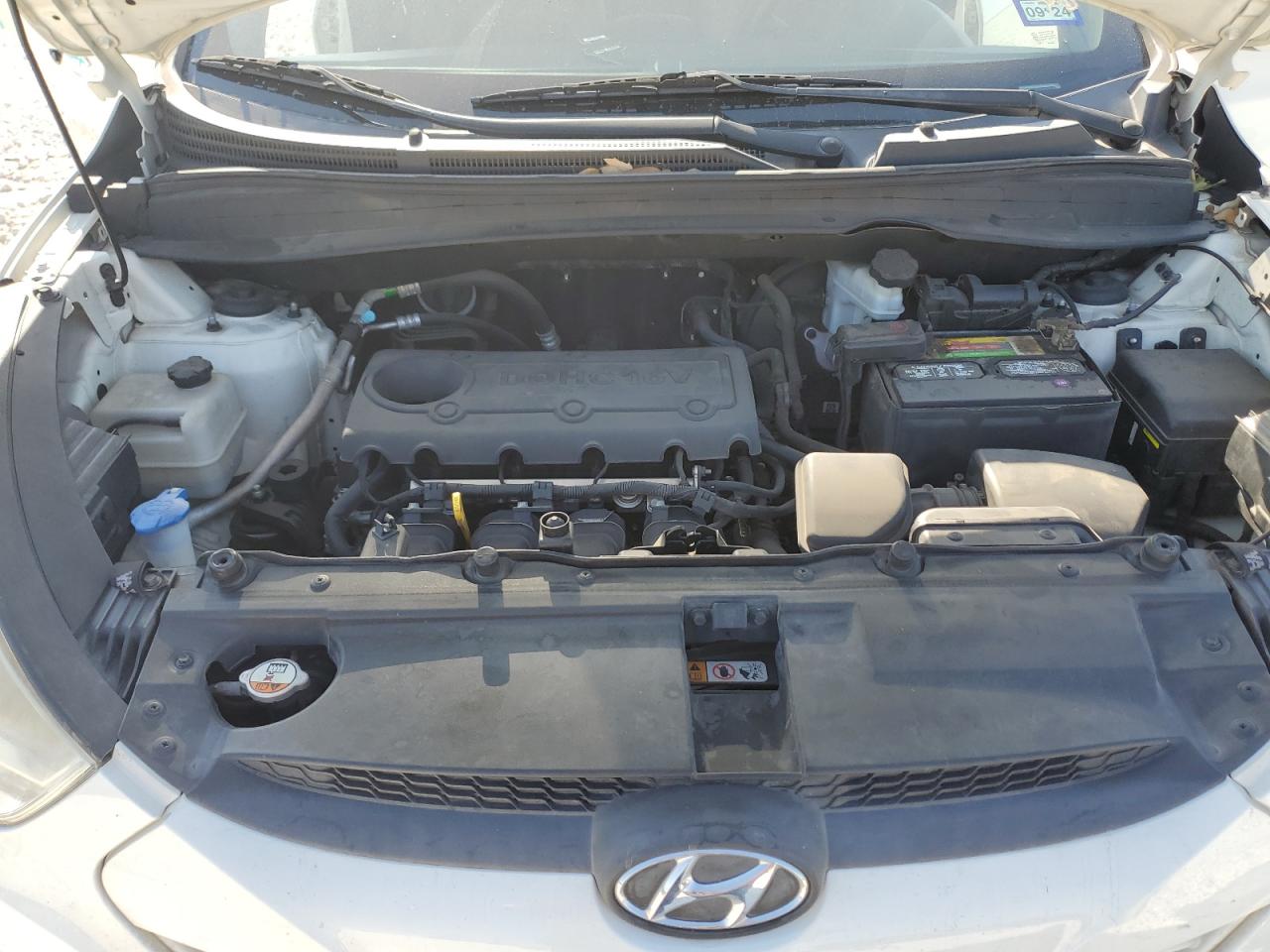 2013 Hyundai Tucson VIN KM8JU3AC4DU637650 Copart auction photo, all over damage thumbnail 12