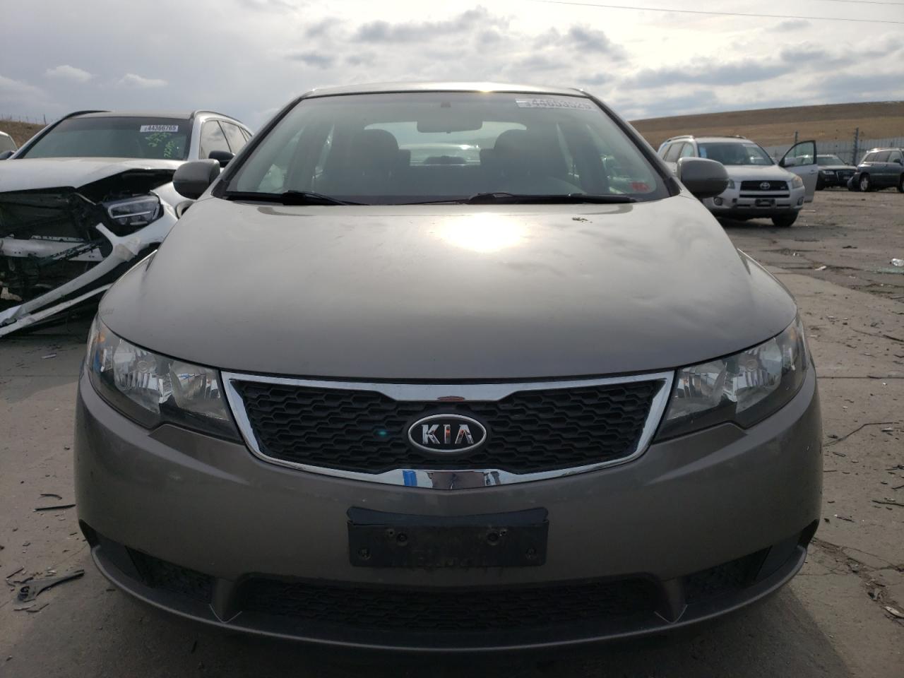 2013 KIA Forte VIN KNAFU4A21D5664013 Copart auction photo, rear end / side damage thumbnail 5