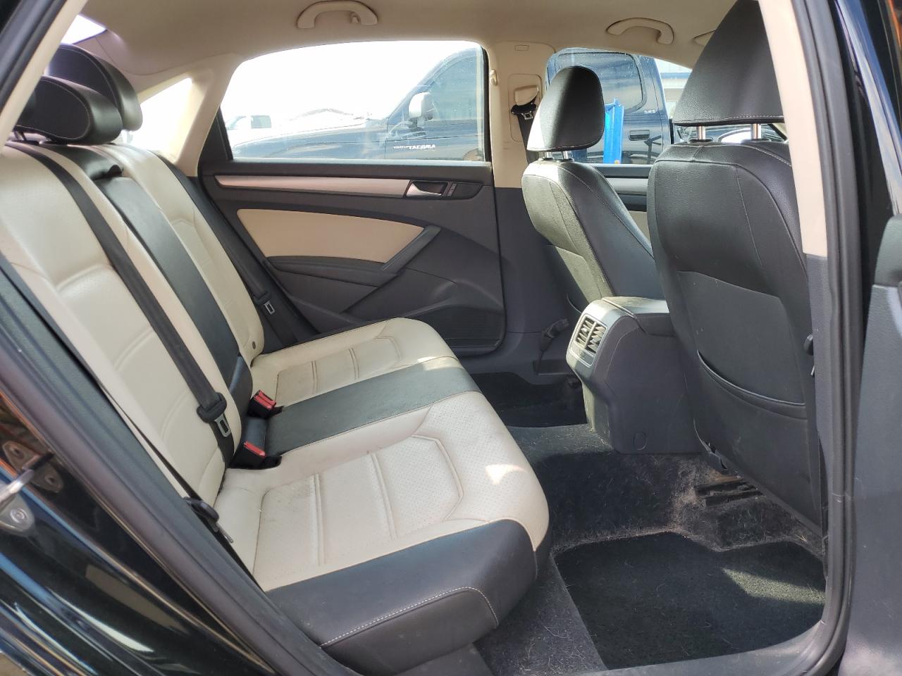 2015 Volkswagen Passat VIN 1VWBT7A38FC031065 Copart auction photo, rear end / side damage thumbnail 10
