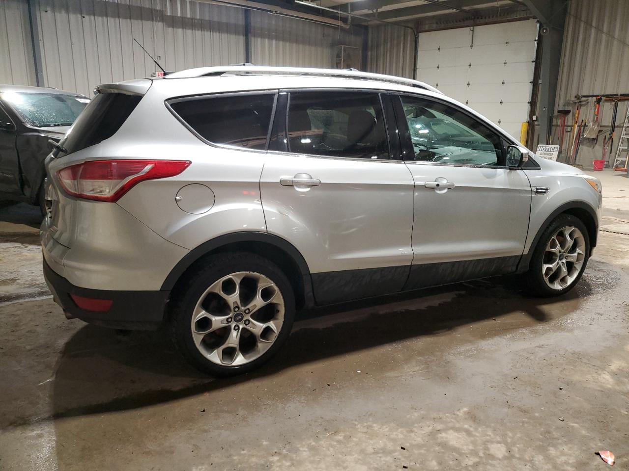 2013 Ford Escape VIN 1FMCU9J99DUA01550 Copart auction photo, minor dent/scratches damage thumbnail 3
