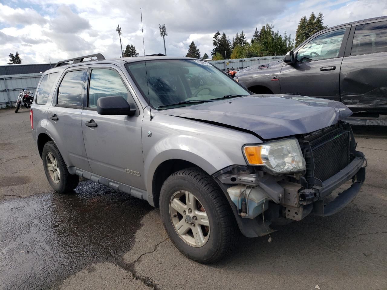2008 Ford Escape VIN 1FMCU59HX8KA76117 Copart auction photo, frame damage damage thumbnail 4