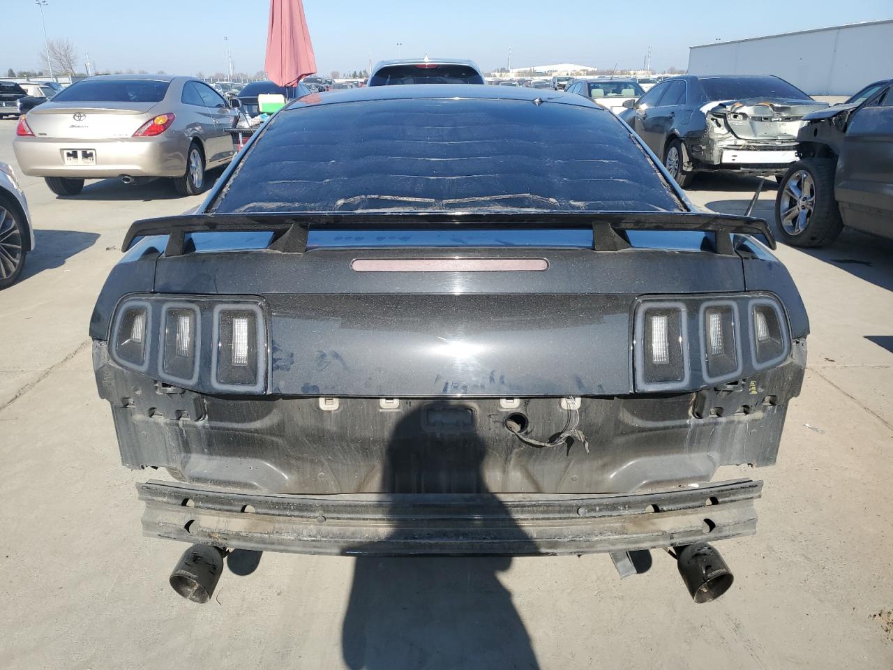 2013 Ford Mustang VIN 1ZVBP8CF7D5207994 Copart auction photo, front end / rear end damage thumbnail 6