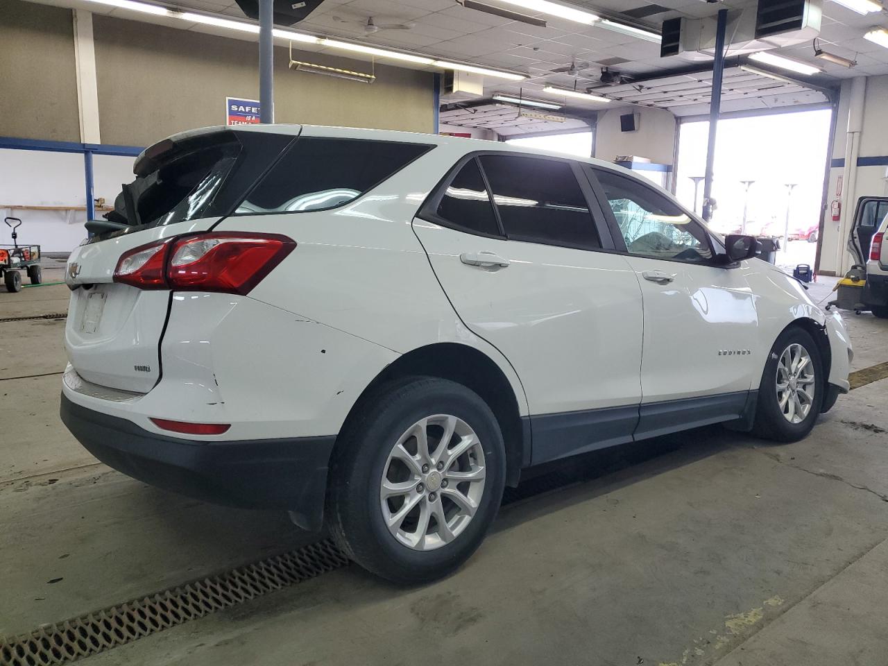 2021 Chevrolet Equinox VIN 3GNAXSEV3MS123345 Copart auction photo, all over damage thumbnail 3