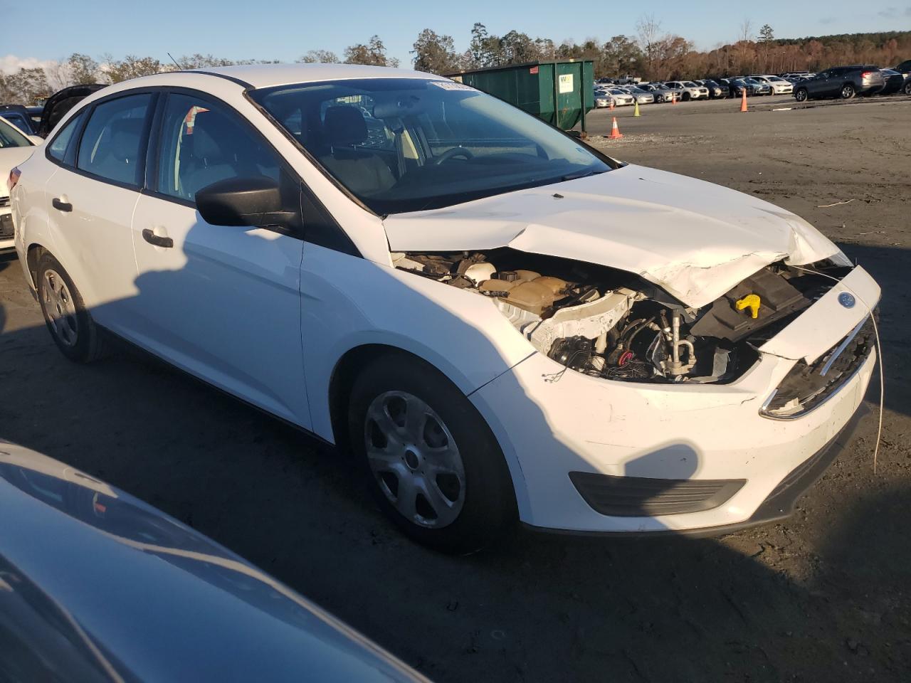 2016 Ford Focus VIN 1FADP3E27GL273962 Copart auction photo, front end damage thumbnail 4