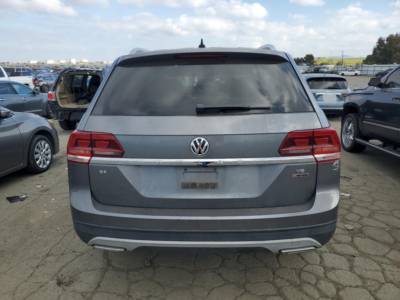 2019 Volkswagen Atlas VIN 1V2UR2CA9KC574717 Copart auction photo, front end / rear end damage thumbnail 6