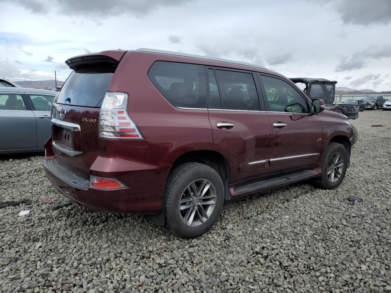 2017 Lexus GX VIN JTJBM7FX9H5172114 Copart auction photo, front end / minor dent/scratches damage thumbnail 3